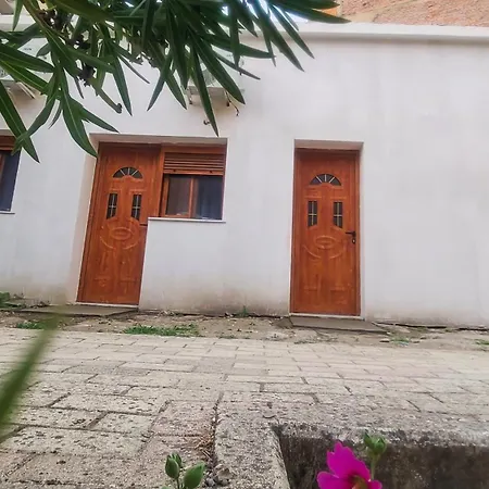 Guest house Eleonora Permet